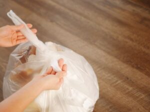 飲食店が家庭ごみと同じ収集に出せない3つの理由